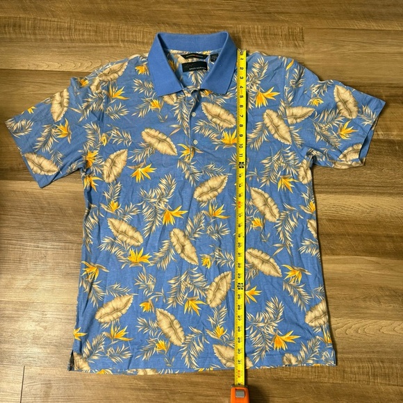 Greg Norman Shark Golf Polo Floral in Color Blue and Tan Brown Mens Size XL - Picture 4 of 6